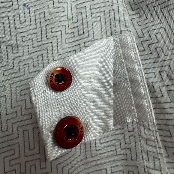 A Fish Named Fred button up shirt - Picture 7 of 8